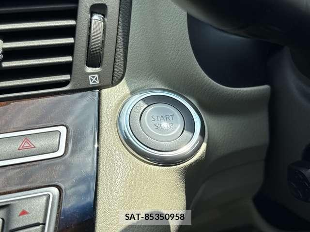 Nissan FUGA HYBRID 2010-11 8366064-25