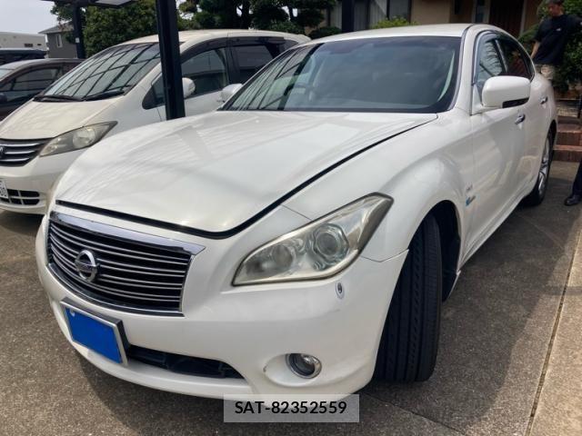 Nissan FUGA HYBRID 2013-12 8412613-0