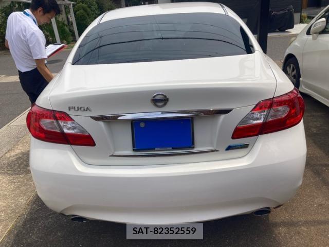 Nissan FUGA HYBRID 2013-12 8412613-3