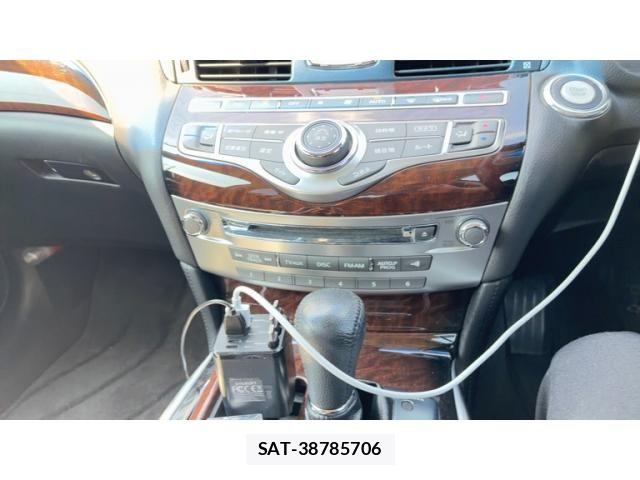 Nissan FUGA HYBRID 2012-09 8626901-18