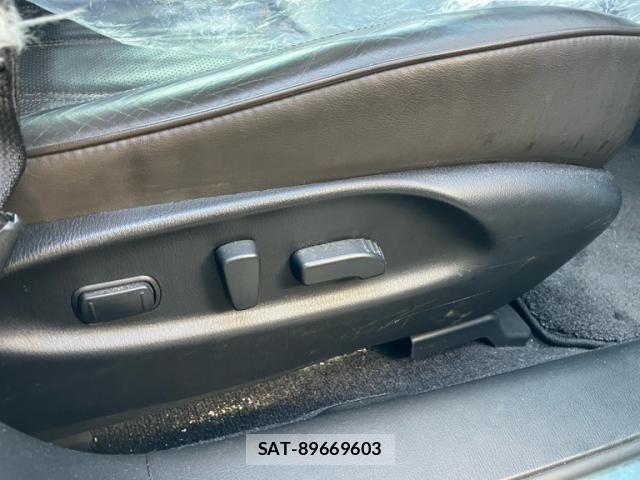 Nissan FUGA HYBRID 2015-01 8626902-10
