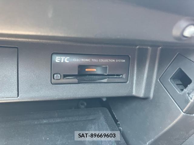 Nissan FUGA HYBRID 2015-01 8626902-20