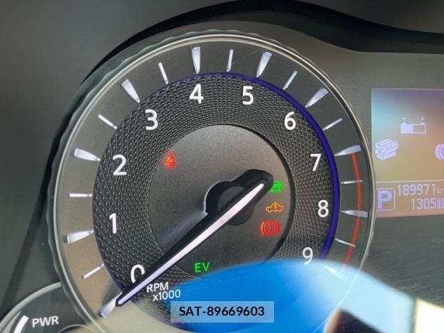 Nissan FUGA HYBRID 2015-01 8626902-23