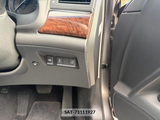 Nissan FUGA HYBRID 2013-07 8626904-12