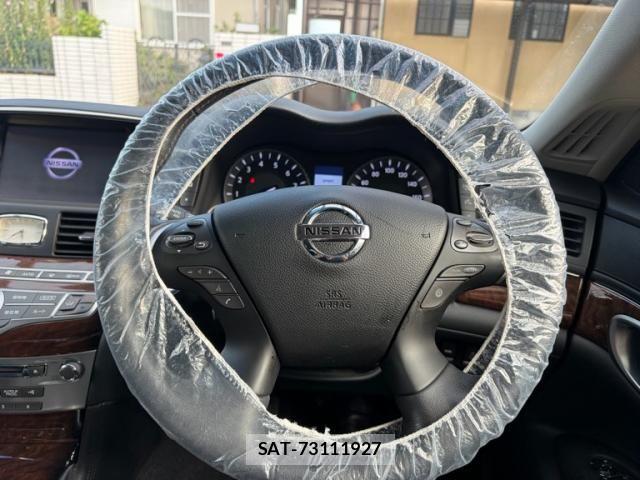 Nissan FUGA HYBRID 2013-07 8626904-13