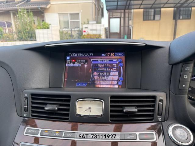 Nissan FUGA HYBRID 2013-07 8626904-17