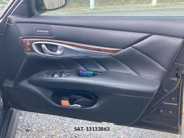 Nissan FUGA HYBRID 2013-11 8659251-11