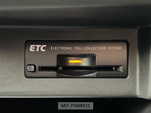Nissan FUGA HYBRID 2019-06 8742382-13