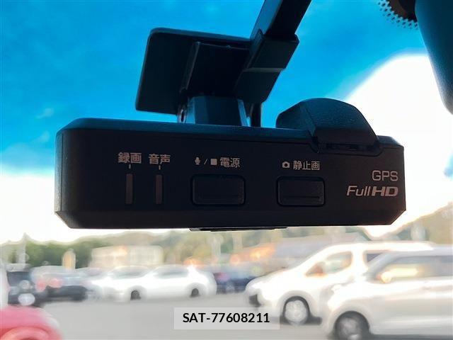 Nissan FUGA HYBRID 2019-06 8742382-14