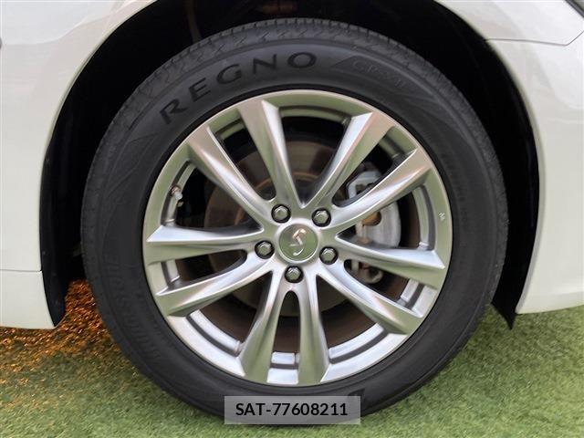 Nissan FUGA HYBRID 2019-06 8742382-15
