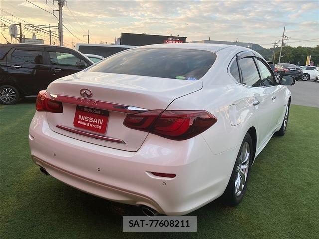 Nissan FUGA HYBRID 2019-06 8742382-1
