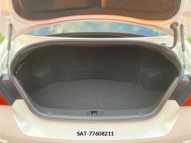 Nissan FUGA HYBRID 2019-06 8742382-22