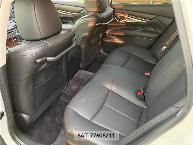 Nissan FUGA HYBRID 2019-06 8742382-24