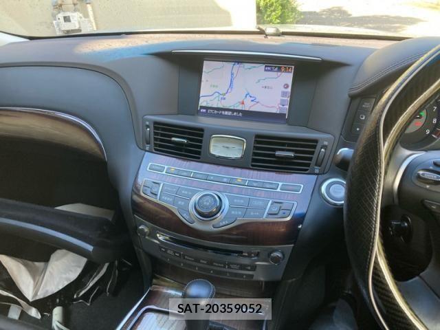 Nissan FUGA HYBRID 2017-04 8742381-16