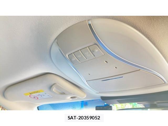 Nissan FUGA HYBRID 2017-04 8742381-22