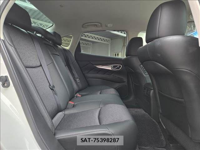 Nissan FUGA HYBRID 2013-12 8796052-11
