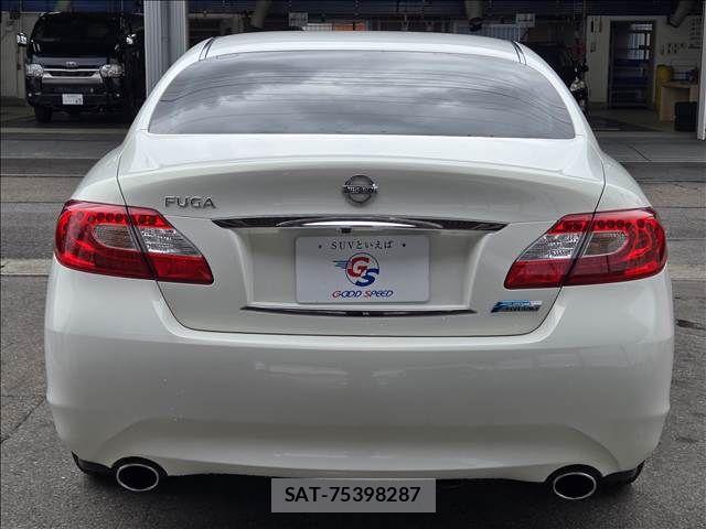 Nissan FUGA HYBRID 2013-12 8796052-15