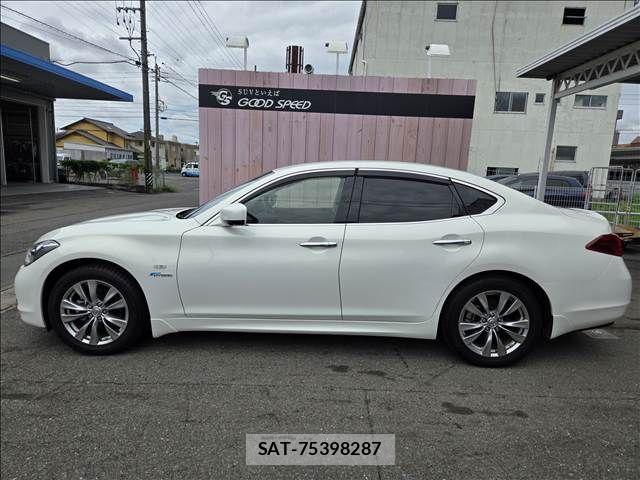 Nissan FUGA HYBRID 2013-12 8796052-16
