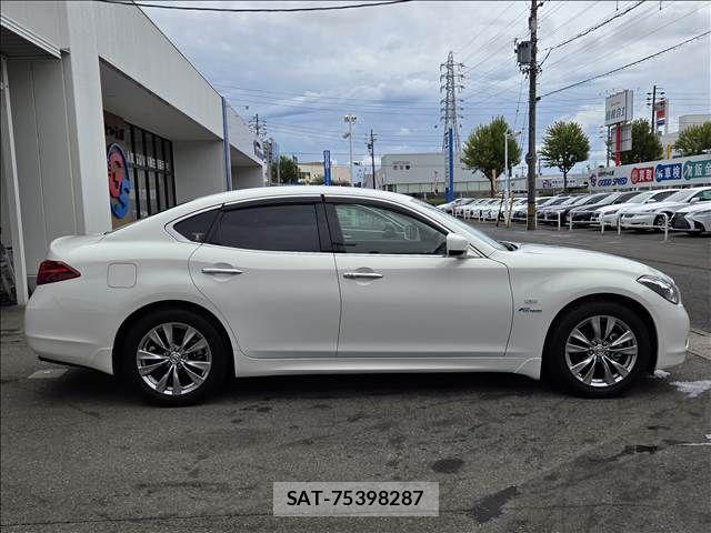 Nissan FUGA HYBRID 2013-12 8796052-17