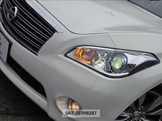 Nissan FUGA HYBRID 2013-12 8796052-19