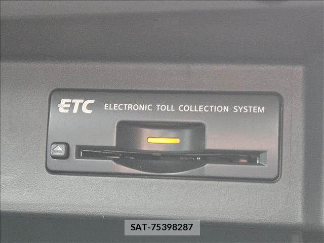 Nissan FUGA HYBRID 2013-12 8796052-5