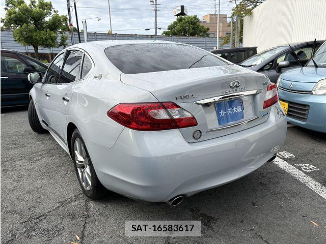 Nissan FUGA HYBRID 2011-08 8829213-2