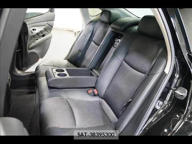 Nissan FUGA HYBRID 2014-08 8829212-17