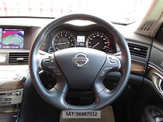 Nissan FUGA HYBRID 2022-07 8879911-10