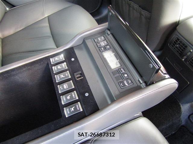 Nissan FUGA HYBRID 2022-07 8879911-4
