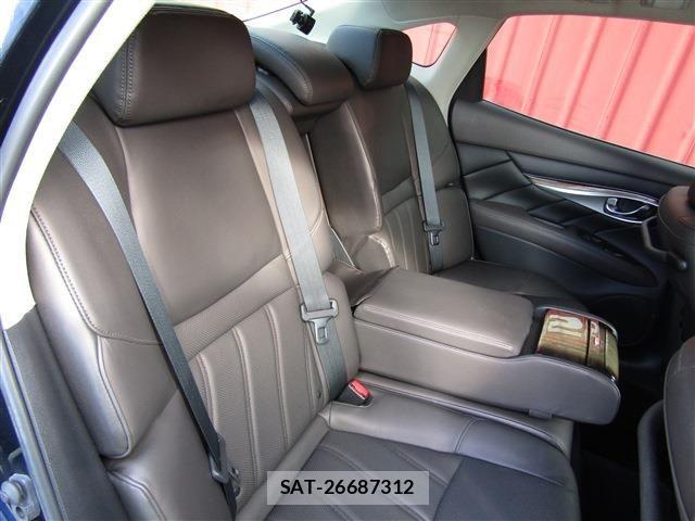 Nissan FUGA HYBRID 2022-07 8879911-6