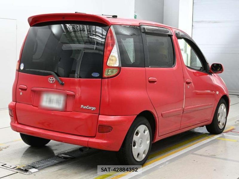 Toyota FUN CARGO 2004 7230122-1
