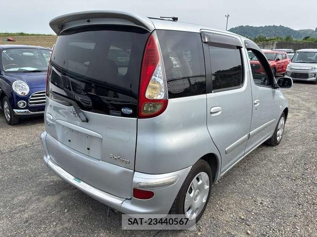 Toyota FUN CARGO 2003-07 8028534-1