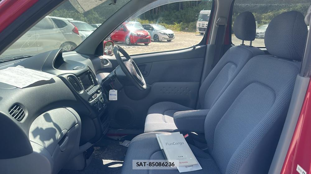 Toyota FUN CARGO 2002 7230133-10