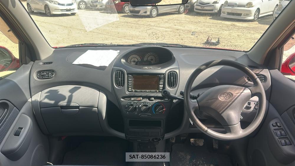 Toyota FUN CARGO 2002 7230133-12