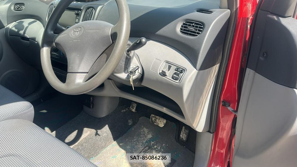 Toyota FUN CARGO 2002 7230133-15