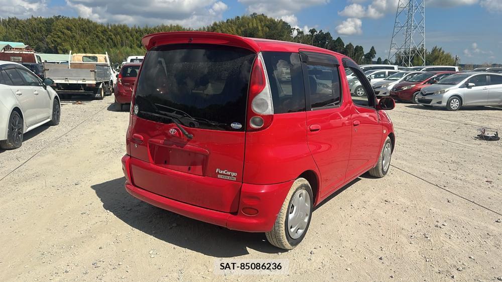 Toyota FUN CARGO 2002 7230133-4