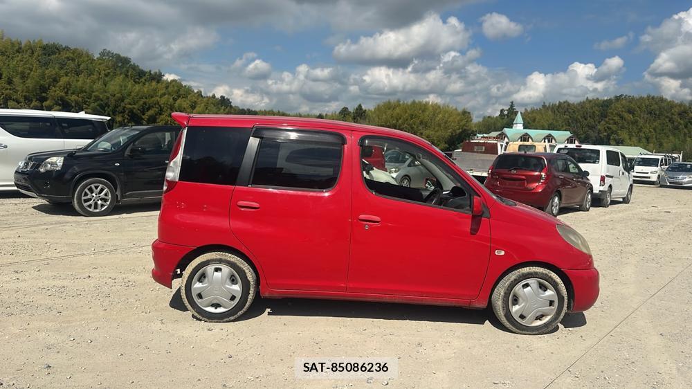 Toyota FUN CARGO 2002 7230133-5