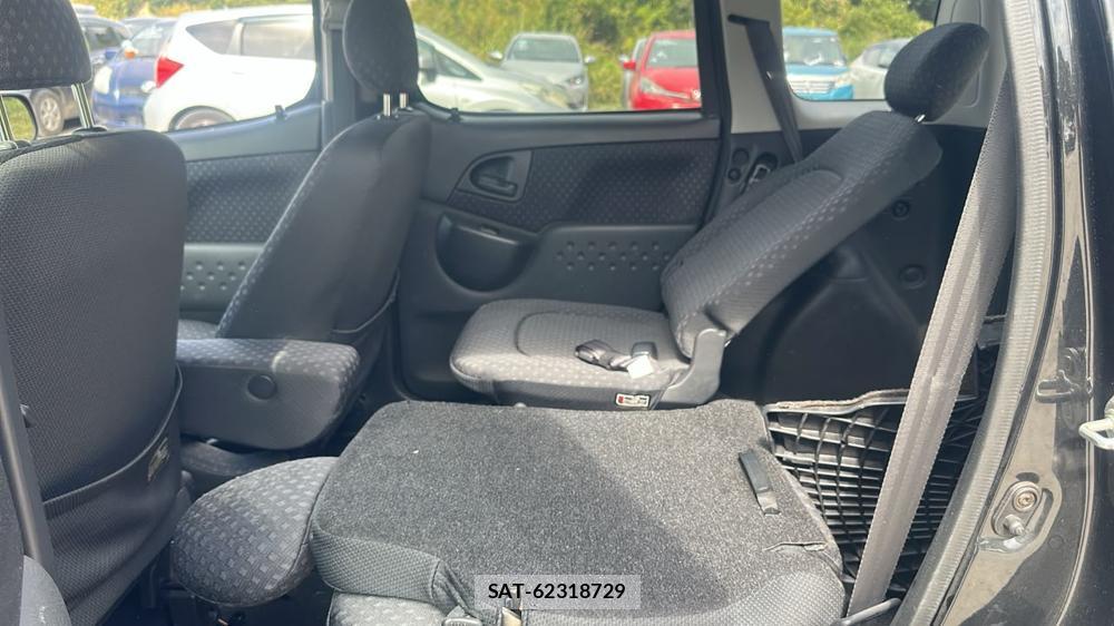 Toyota FUN CARGO 2003 7198151-9