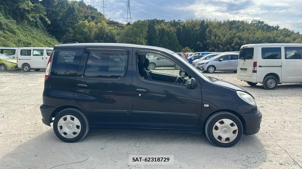 Toyota FUN CARGO 2003 7198151-5