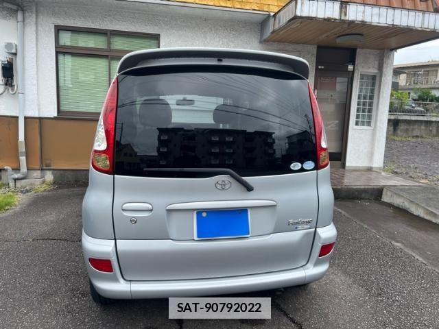 Toyota FUN CARGO 2005-08 7058686-2