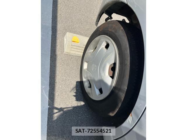 Toyota FUN CARGO 2002-02 7250917-9