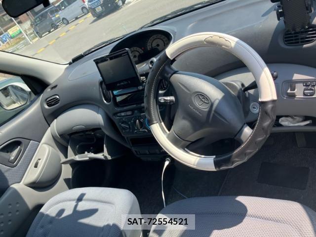 Toyota FUN CARGO 2002-02 7250917-11