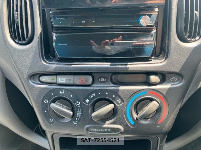 Toyota FUN CARGO 2002-02 7250917-16