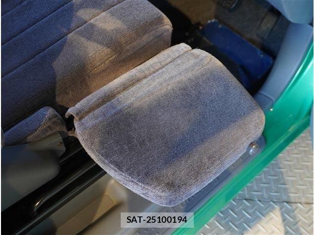 Toyota FUN CARGO 2001-06 7979324-9