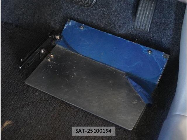 Toyota FUN CARGO 2001-06 7979324-11