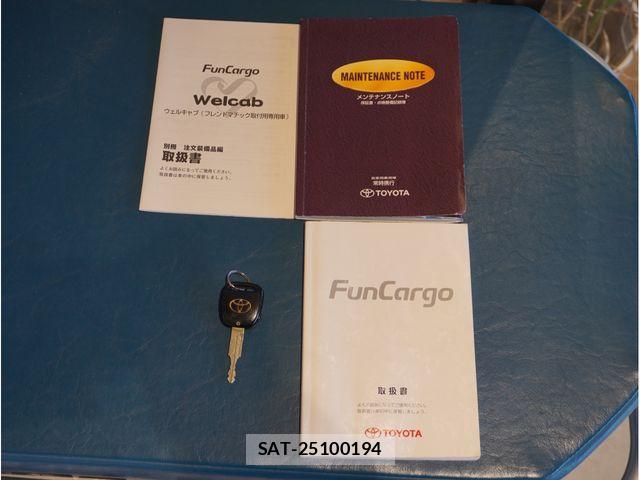 Toyota FUN CARGO 2001-06 7979324-27