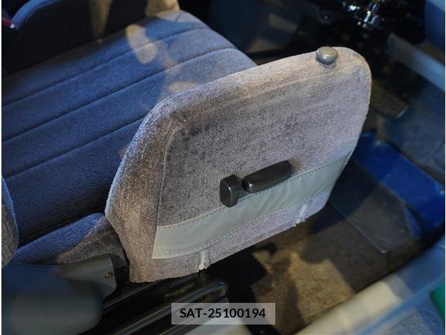 Toyota FUN CARGO 2001-06 7979324-8