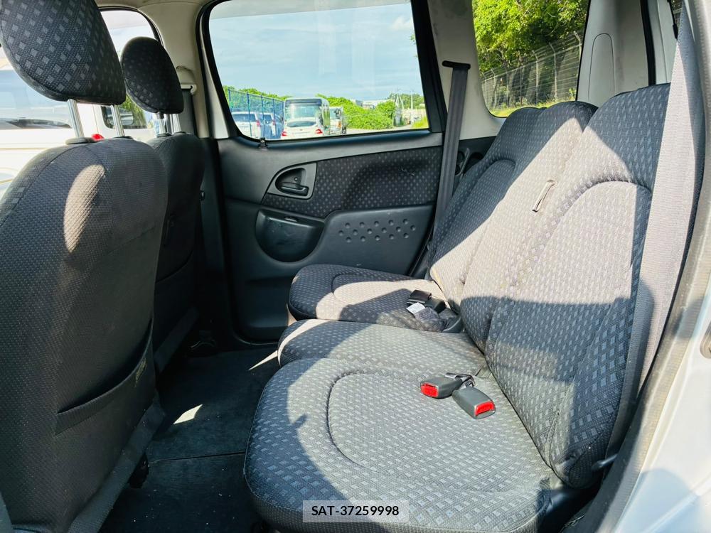 Toyota FUN CARGO 2003-10 8169419-9