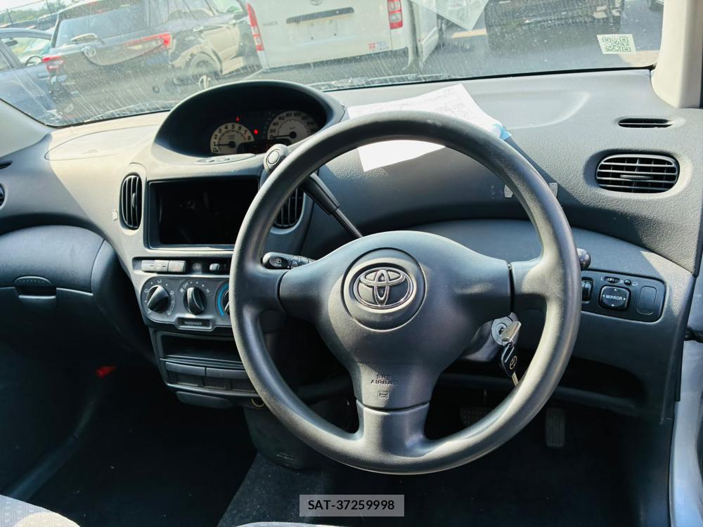 Toyota FUN CARGO 2003-10 8169419-14