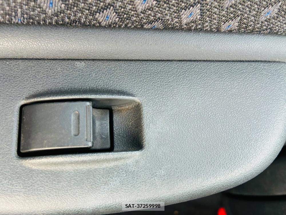 Toyota FUN CARGO 2003-10 8169419-22